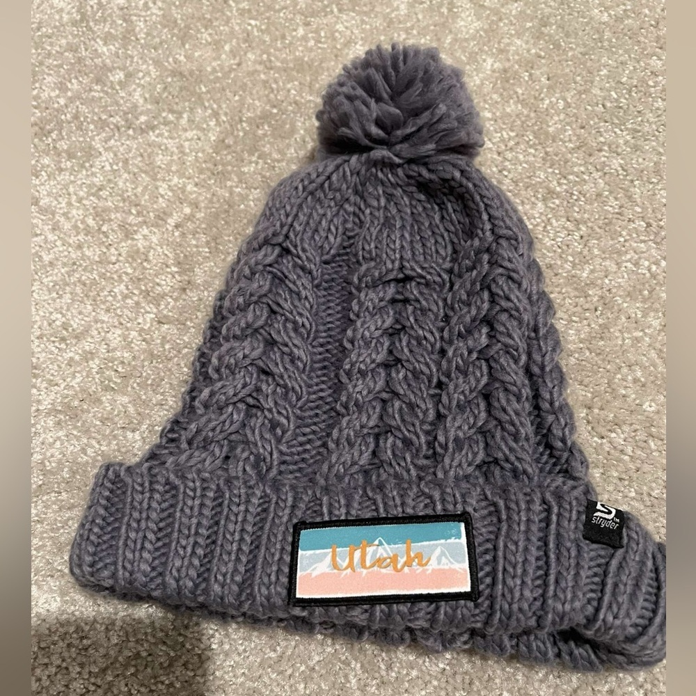 Grey Utah knit beanie